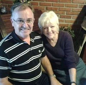 Meet your Posher, Lois